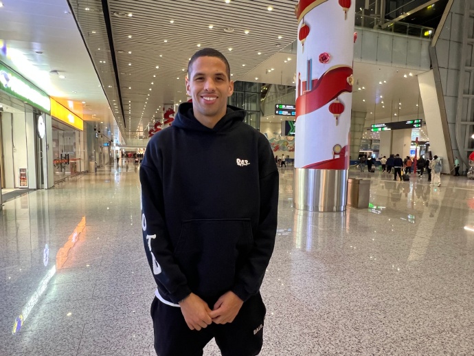 小里瓦爾多：我爸聽到中國球隊給我報價非常開心，他鼓勵我來中國