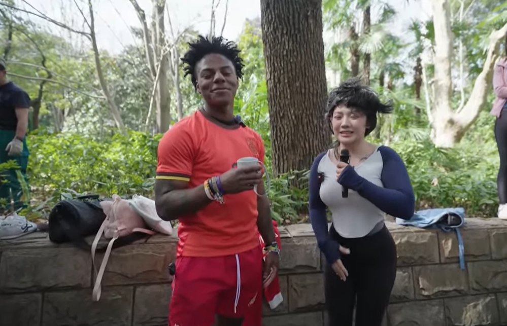 劇情拉滿！Speed中國(guó)行逛上海人民公園“相親角”