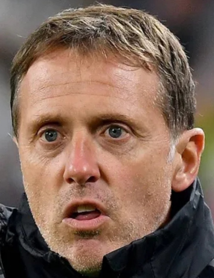 記者：佩爾圖西奧將重返尤文一線隊(duì)，擔(dān)任體能教練