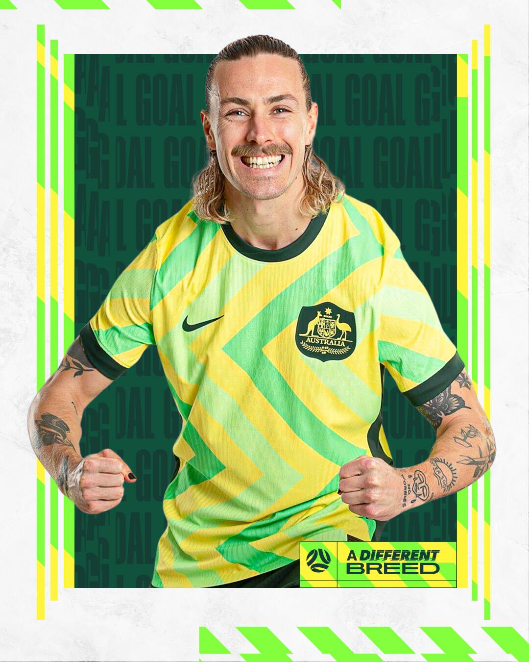 對(duì)位處刑！杰克遜-歐文德甲主力中場(chǎng)+隊(duì)長(zhǎng)，搶斷黃政宇兜射破門(mén)