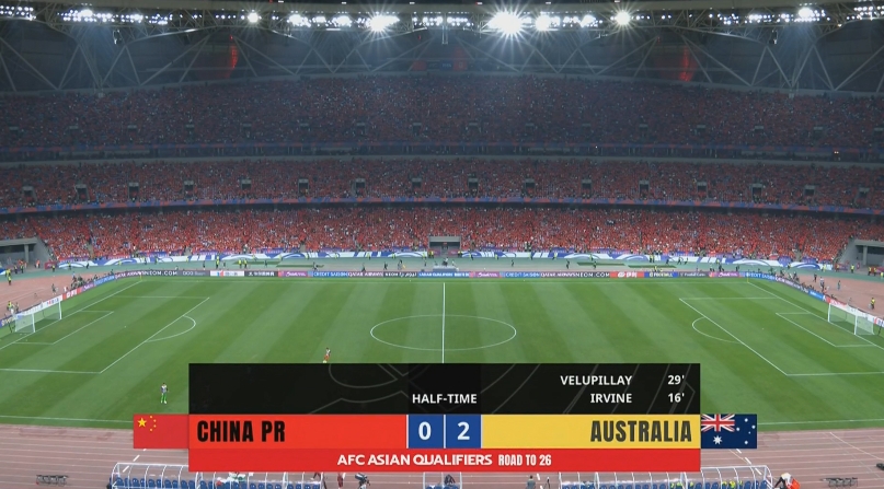 用力太猛了or緊張？對(duì)手并無(wú)必進(jìn)球機(jī)會(huì) 2粒丟球都是國(guó)足失誤送禮