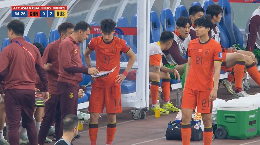 加油！王鈺棟65分鐘替補登場，18歲4個月創(chuàng)國足15年來最年輕紀錄