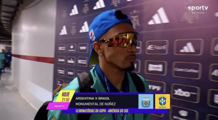 賽前放狠話要干阿根廷！拉菲尼亞已經(jīng)抵達(dá)紀(jì)念碑球場(chǎng)