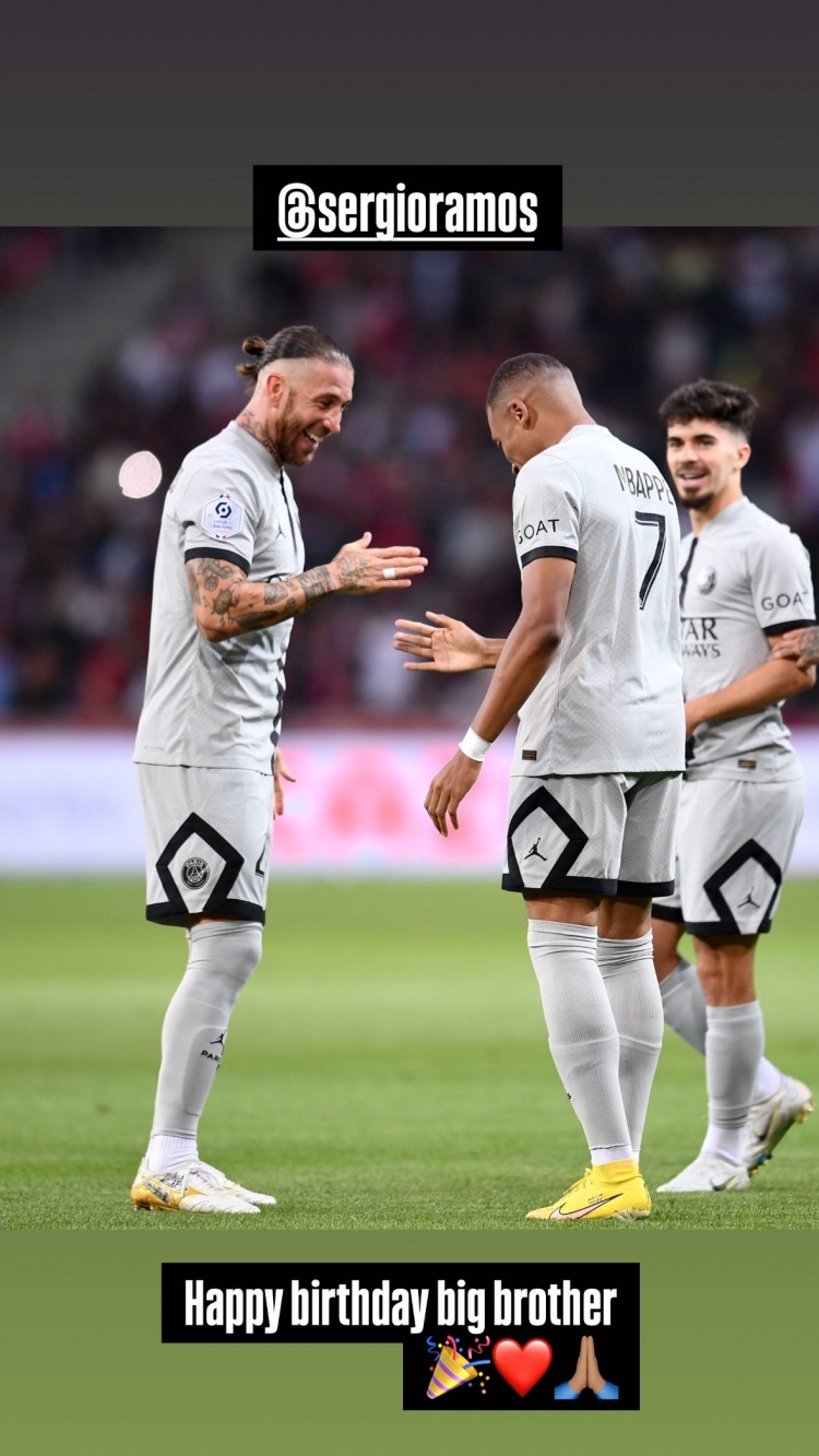 姆巴佩社媒曬與拉莫斯合照：生日快樂，大哥