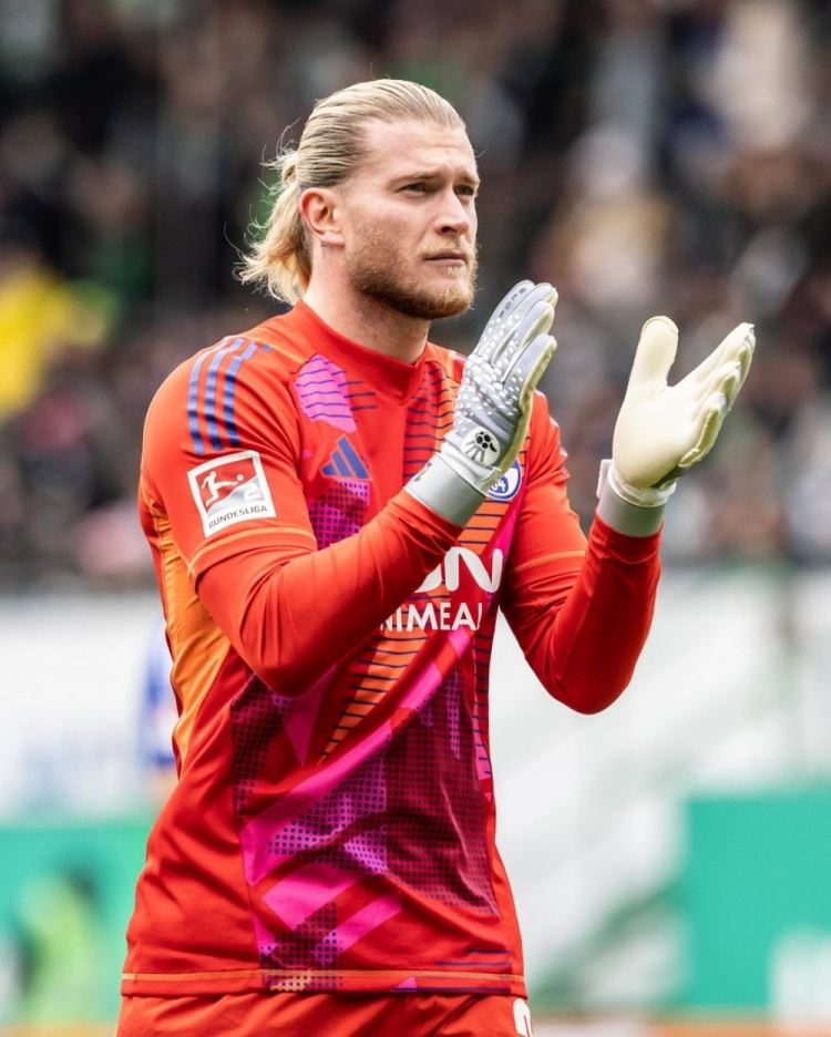 沙爾克04官方：卡里烏斯左小腿肌肉結(jié)構(gòu)性受傷，賽季報銷