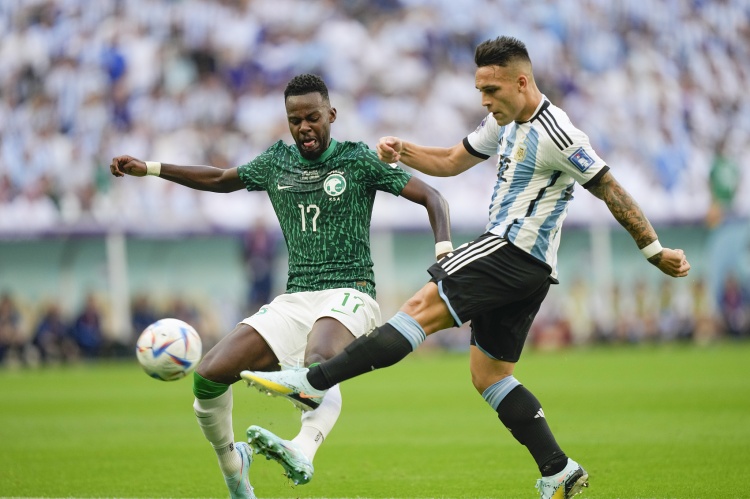 勞塔羅：世界杯輸給沙特淬煉了阿根廷，那場(chǎng)比賽改變了全隊(duì)