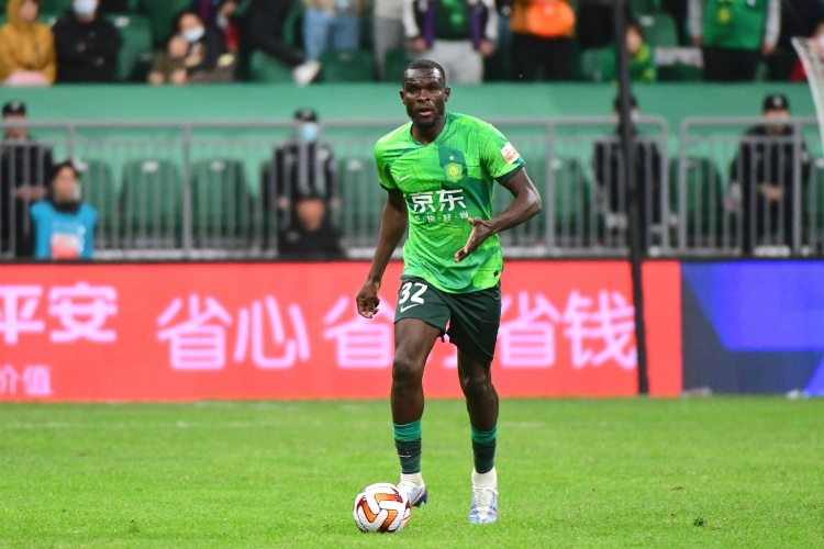 博主：恩加德烏已經(jīng)抵達(dá)北京，可以趕上明日國安主場與蓉城的比賽