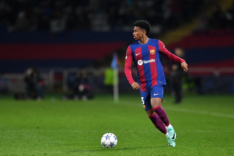 記者：巴爾德腳踝受創(chuàng)可能本周西甲輪休，下周中歐冠預(yù)計(jì)會(huì)出戰(zhàn)