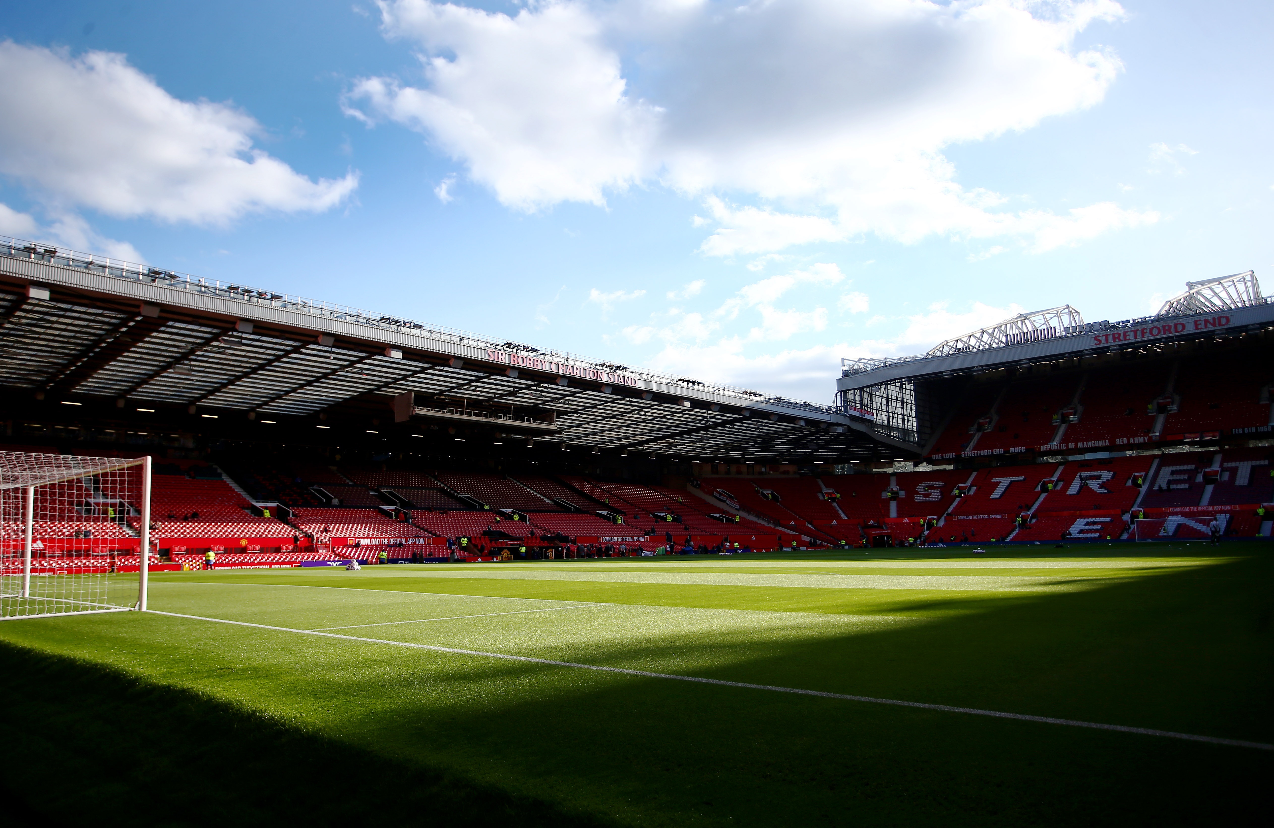 曼晚：曼聯(lián)確認(rèn)，1500多名流浪者球迷曾混入老特拉福德的主場區(qū)域