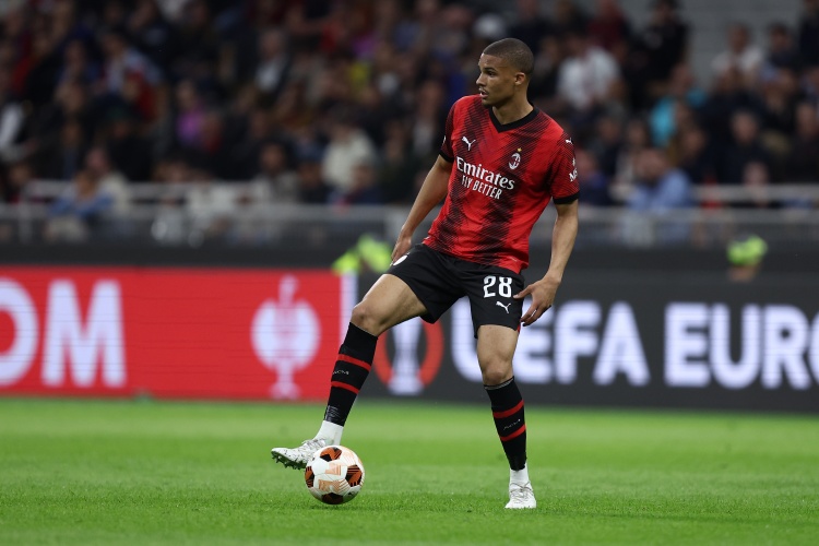 圖片報：勒沃庫森關注米蘭中衛(wèi)佳夫，球員對重返德國持開放態(tài)度