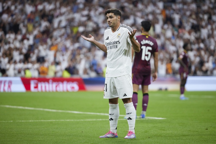 迪亞斯三項(xiàng)賽事對(duì)陣馬競(jìng)均有進(jìn)球，為21世紀(jì)皇馬第5人