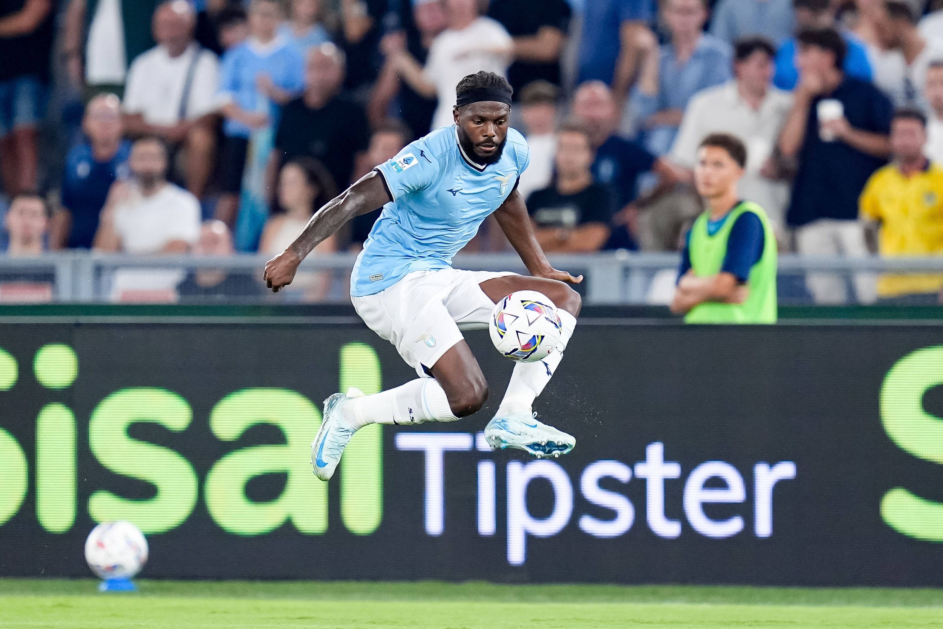 意媒：米蘭和切爾西有意阿森納租將塔瓦雷斯，拉齊奧要價(jià)6000萬(wàn)歐