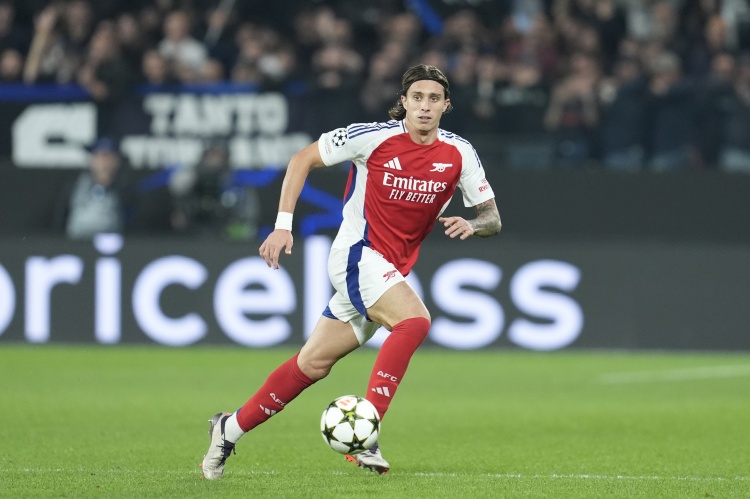 卡拉菲奧里：我覺得自己能踢任何位置，后插上方面我做得很好