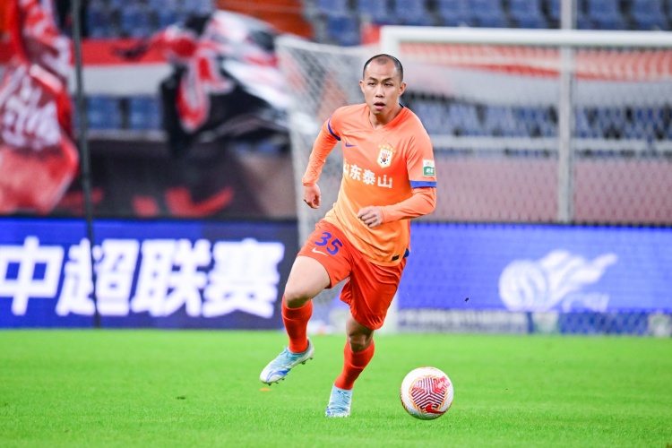 東體：在汪海健還是黃政宇上，事實(shí)證明伊萬的決定并不完全正確