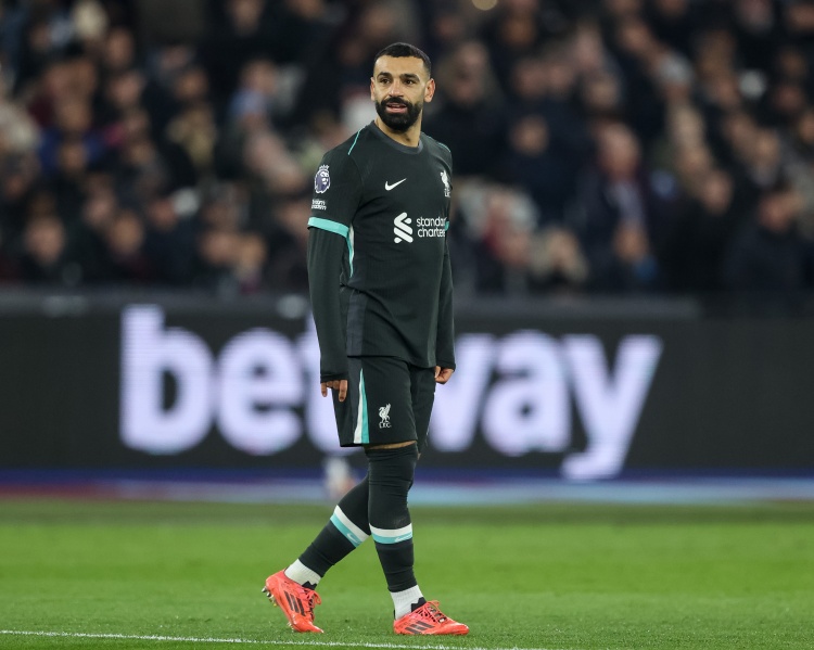 受齋月影響？薩拉赫此前連續(xù)9場(chǎng)為利物浦參與進(jìn)球，今天顆粒無(wú)收