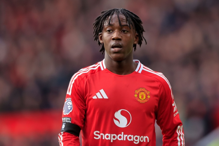 郵報：梅努希望周薪18萬鎊續(xù)約，若被迫出售曼聯(lián)將標(biāo)價7-8000萬鎊