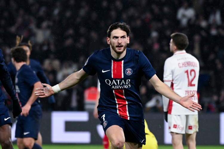 迪馬濟(jì)奧：利物浦去年夏天大約1億歐報(bào)價(jià)K77，但遭到那不勒斯拒絕