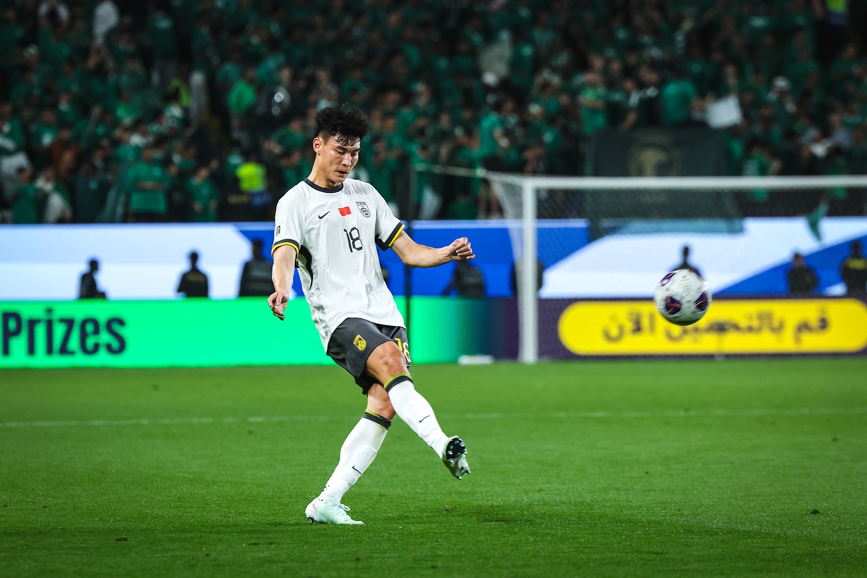 上一場首秀今天就首發(fā)！31歲韓鵬飛臨危受命，頂替蔣光太出戰(zhàn)