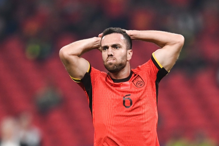 首秀幾分？塞鳥1場未登場&1場替補45分鐘，對澳大利亞唯一射正