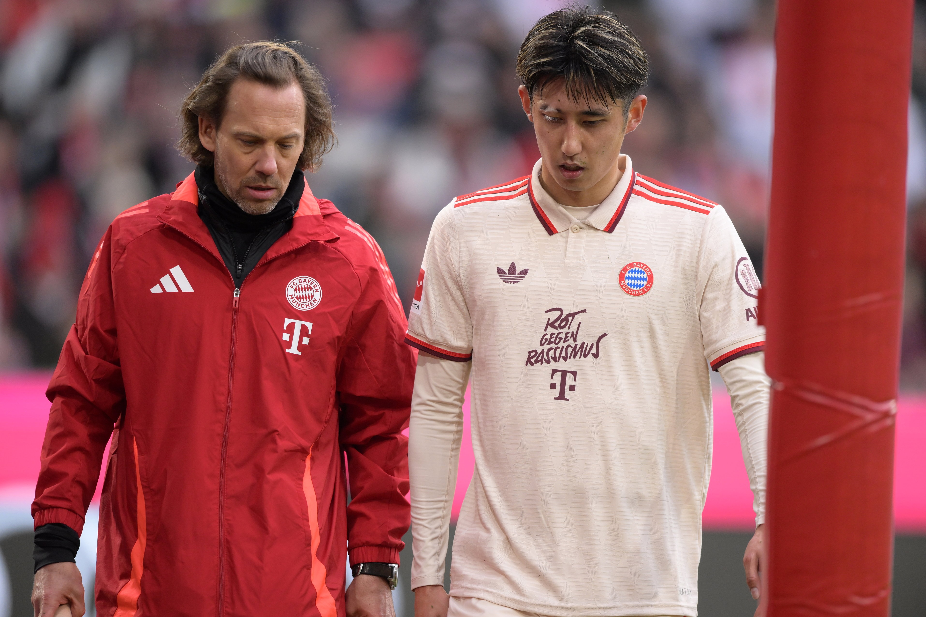 圖片報(bào)：伊藤洋輝賽季報(bào)銷，預(yù)計(jì)將因跖骨骨折休戰(zhàn)三個(gè)月